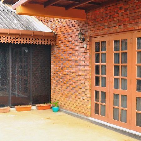 Primrose Inn Kandy Bagian luar foto