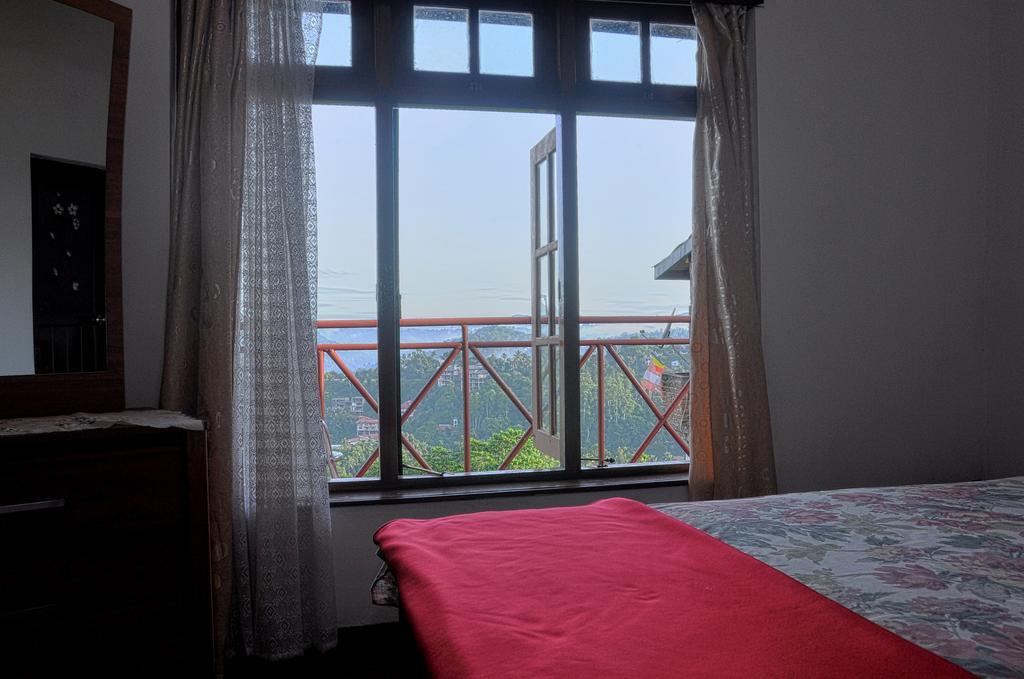 Primrose Inn Kandy Bagian luar foto