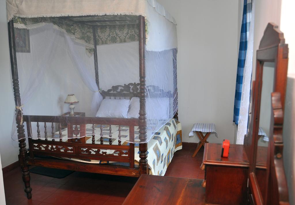 Primrose Inn Kandy Bagian luar foto