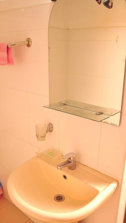 Primrose Inn Kandy Bagian luar foto