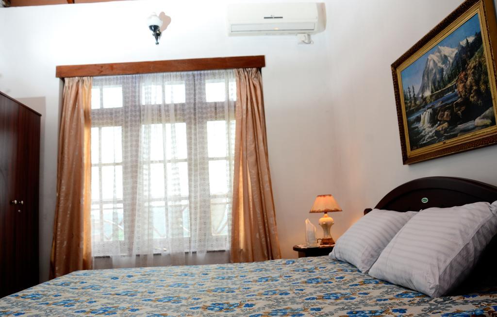 Primrose Inn Kandy Bagian luar foto