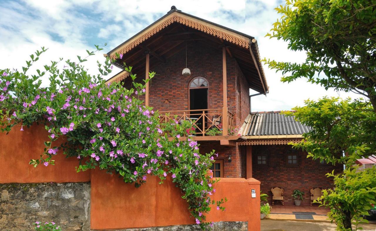 Primrose Inn Kandy Bagian luar foto